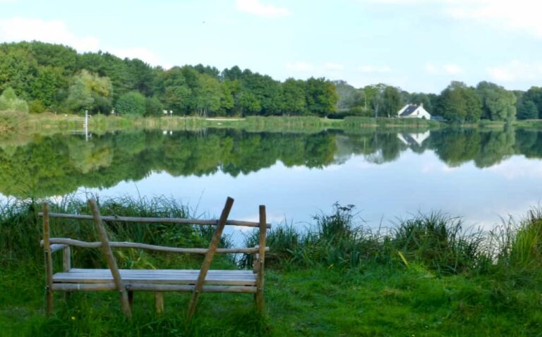 lac de rillé, destination préférée de vintage camper Touraine